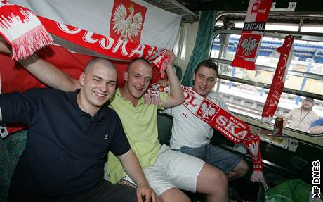 Poltí fotbaloví fanouci vyrazili na Euro do Rakouska
