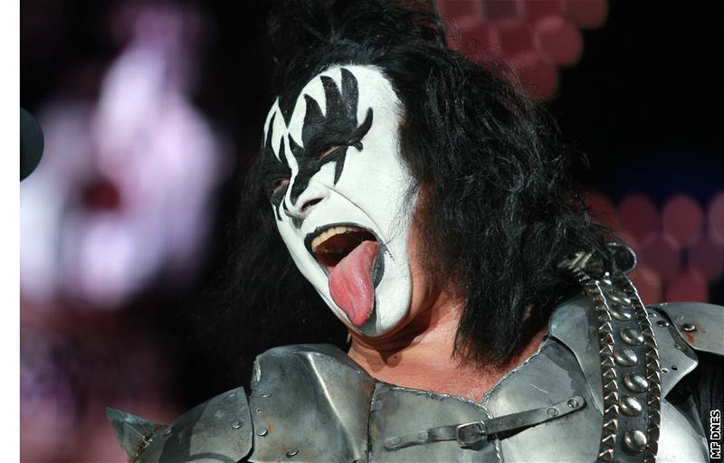 Z pražského koncertu kapely Kiss v O2 Areně 6. června 2008