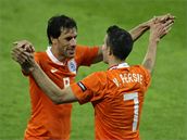 Ruud van Nistelrooye stídá van Persie.