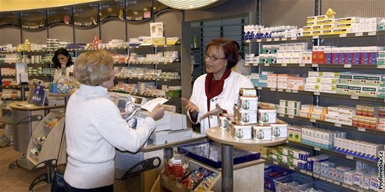 Některé lékárny prohlásily nebezpečnou kombinaci třezalky a antidepresiv za nerizikovou. Ilustrační foto.