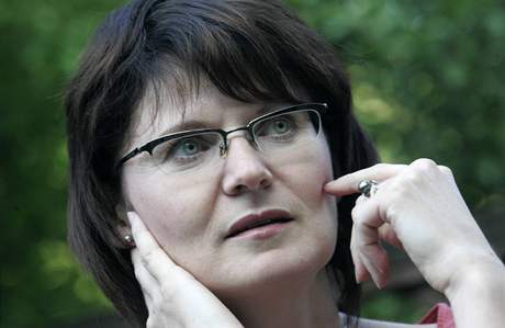 Bývalá sekretáka Urbanová obvinila ministra unka z korupce .