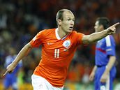 Arjen Robben se raduje z gólu proti Francii