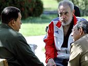 Hugo Chávez, Fidel Castro a jeho bratr Raúl