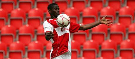 Amadou Cissé, hrá na testech ve Slavii
