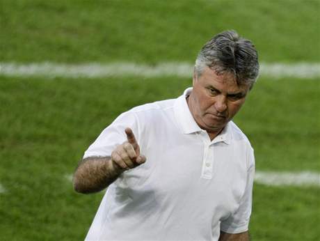 Ruský trenér Guus Hiddink