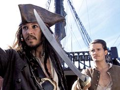Pirti z Karibiku: Proklet ern perly - Johnny Depp a Orlando Bloom