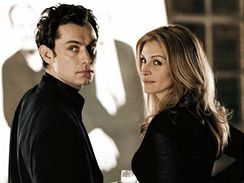 Na dotek - Jude Law a Julia Roberts