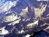 Alpy z airbusu poblí Innsbrucku
