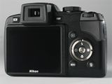 Nikon Coolpix P80 - zadn pohled