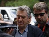 43. MFFKV - Robert De Niro odmítá zájemce o autogram