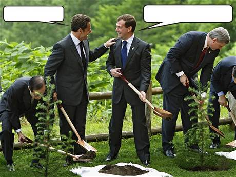 Nicolas Sarkozy a Dmitrij Medvedv na setkn G8 v Japonsku