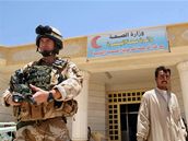 Britský voják v Bas�e