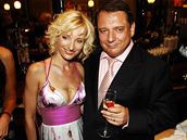 43. MFFKV - záv�re�ný ve�írek - Ji�í Paroubek s man�elkou Petrou