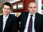 Advokáti Michal Hrn�í� a Petr Novotný z Ambruz & Dark.