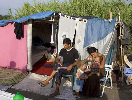 Někteří romští aktivisté nevidí kromě emigrace žádné východisko, jak si zachovat bezpečnost. Ilustrační foto.