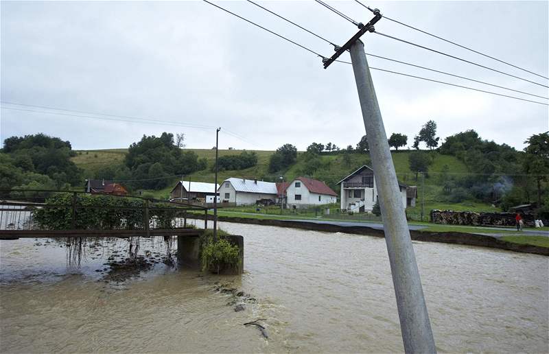 Lidé na Slovensku hovoí o tisícileté vod, zaplavila 37 obcí