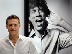 Bryan Adams se svou fotografi Micka Jaggera