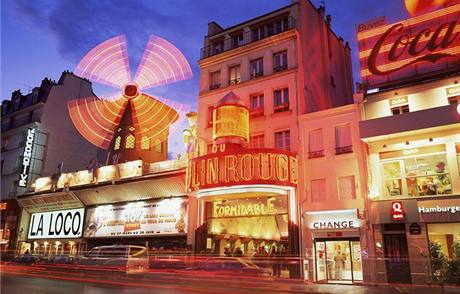 Moulin Rouge v Paíi