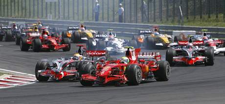 Rozroste se závodní pole F1 o nové stáje?