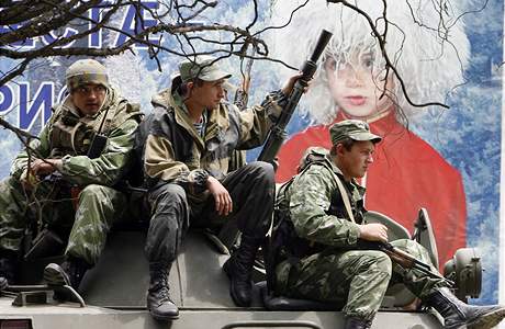 Ruští vojáci na cestě do Jižní Osetie