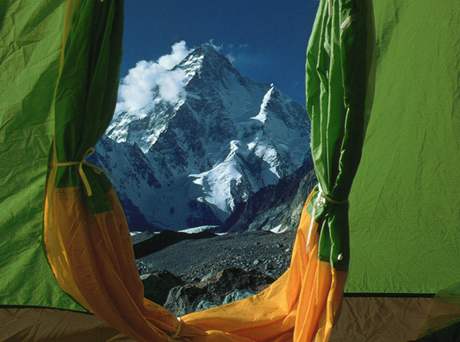 Marco Confortolovi se podailo vrátit z vrcholu K2 do základního tábora ve výce 5300 metr. Ilustraní foto