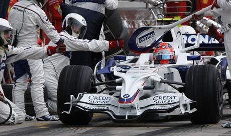 Robert Kubica má díky úspchm v letoní sezon u BMW-Sauber velmi silnou pozici.