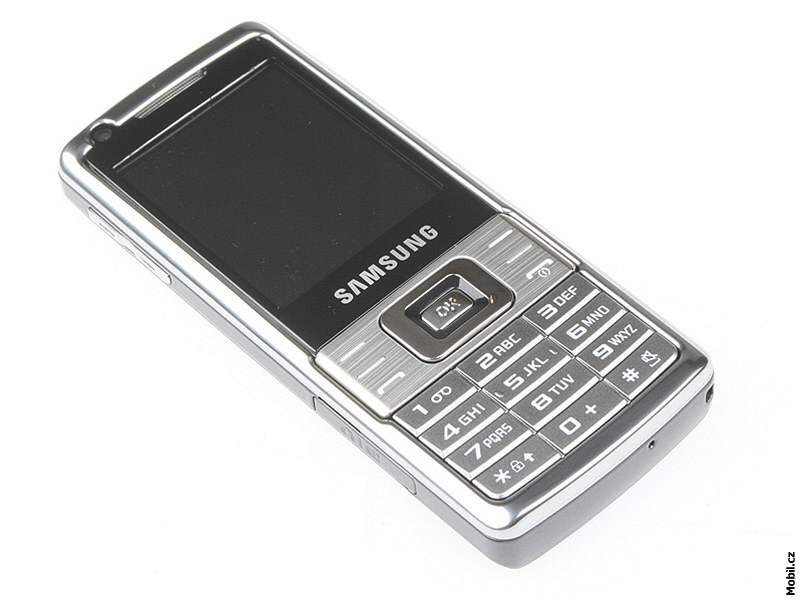 Samsung L700