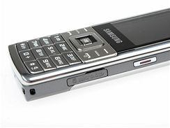 Samsung L700