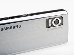 Samsung L700