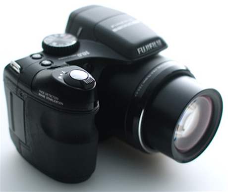 Fujifilm Finepix S2000HD