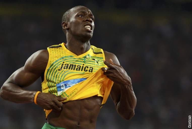 Usain Bolt na olympiád v Pekingu zabhl na stovce svtový rekord.