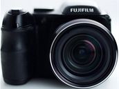 Fujifilm FinePix S2000HD