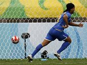 Ronaldinho se raduje z gólu