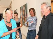 Alexander Hemala s man�elkou - vernisá� fotografa Jaroslava �imandla