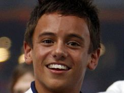 Tom Daley, britsk reprezentant ve skocch do vody, pi slavnostnm nstupu.