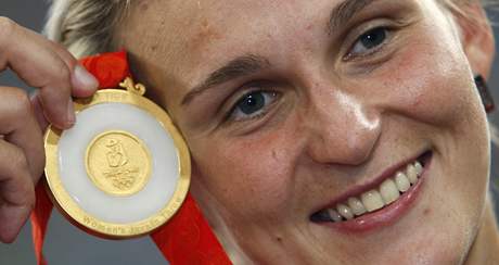 Barbora potáková se zlatou olympijskou medailí
