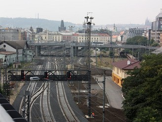 Nové spojení - pohled na kolejiště Masarykova nádraží