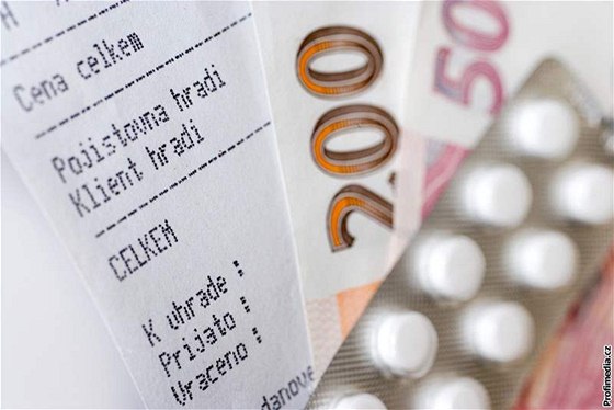 Méně léků za více peněz, tak vypadal loňský rok pro české pacienty.