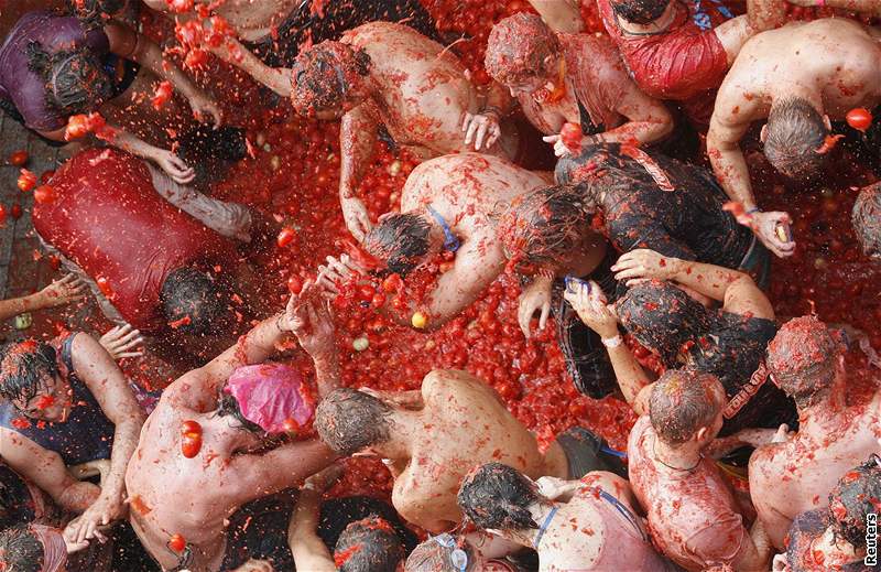 Lidový svátek La Tomatina se  od roku 1945 koná vdy poslední stedu v srpnu.