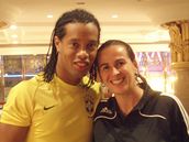 Dagmar Damková a brazilský fotbalista Ronaldinho.