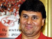 Vladimír R��i�ka