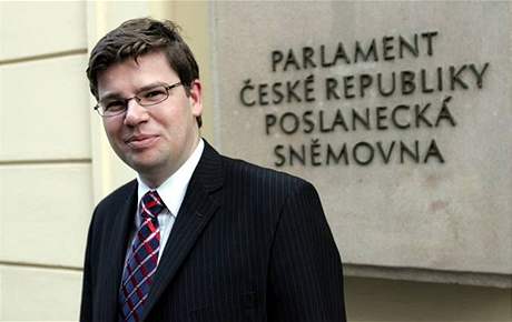 V hlasování tená iDNES.cz nejlépe dopadl dvaaticetiletý ministr Jií Pospíil.