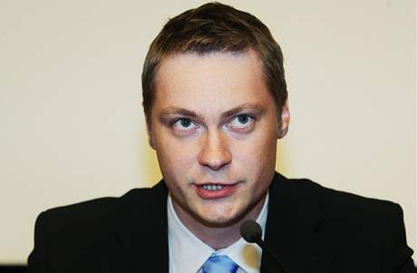 Poslanec Morava na tiskové konferenci komentuje sloení mandátu.