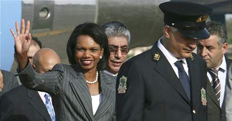 Condoleezza Riceová pistála v libyjské metropoli.