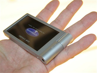 IFA 2008 - MP3 video přehrávač iriver Spinn