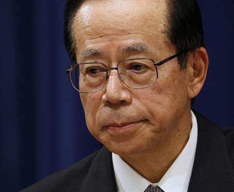 Jasuo Fukuda odstoupil, aby odblokoval politickou situaci