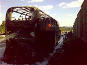 Hoící autobus na D1