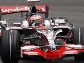 Heikki Kovalainen s vozem McLaren pi tréninku ped Velkou cenou Belgie.