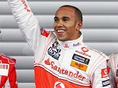 Lewis Hamilton se raduje