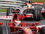 Räikkönen vede ped Hamiltonem